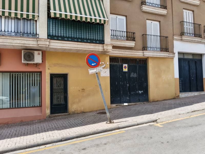 CL MADRESELVA 3, BJ, 18600 MOTRIL