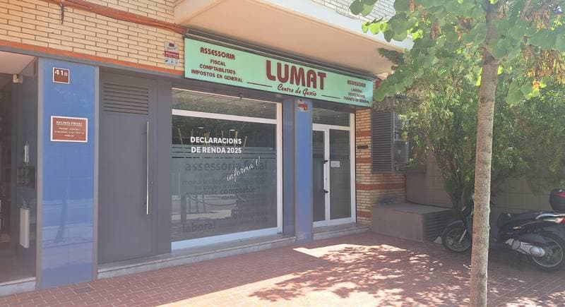 AV CARESMAR 41, BJ, 1 08700 IGUALADA