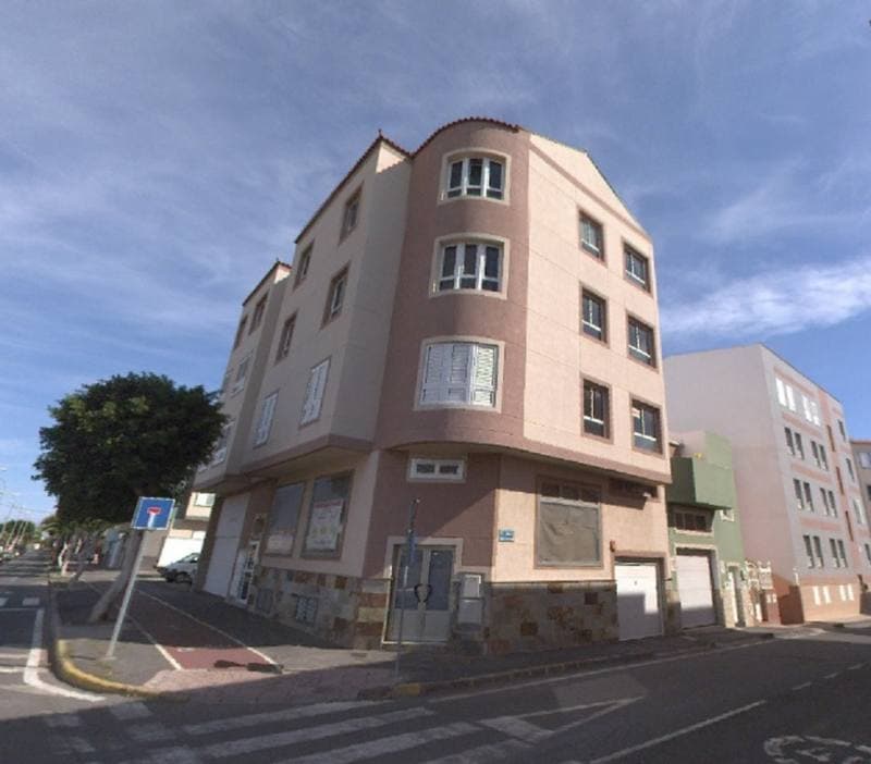 AV TIRAJANAS DE LAS 199, 1, 2, 8 35110 SANTA LUCIA - Imagen 1