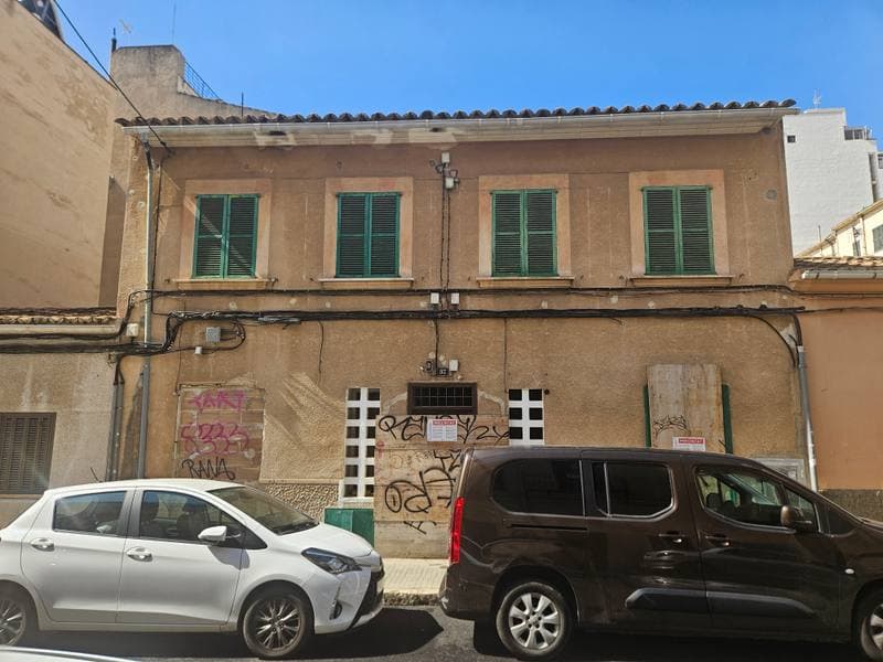 CL PONS I GALLARZA 57, 07004 PALMA DE MALLORCA