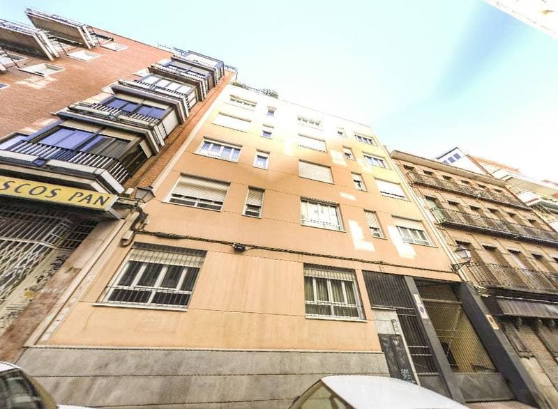 CL AGUILA 17, -1, 9 28005 MADRID