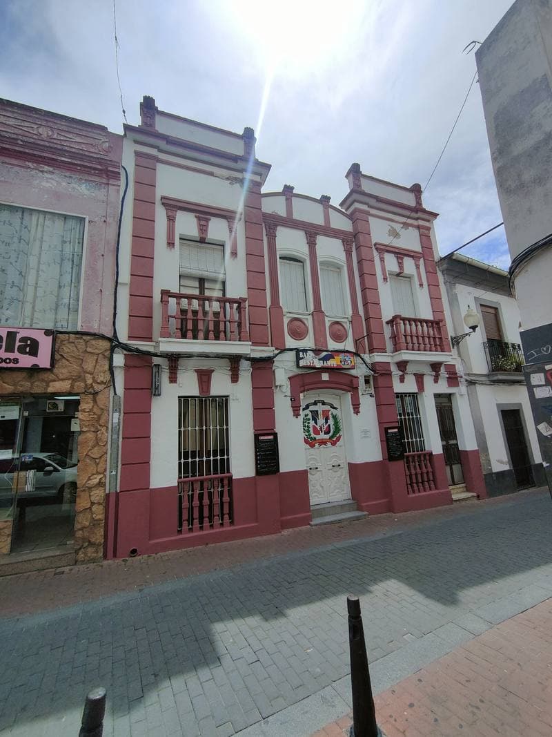 CL BERZOCANA 14, 06800 MERIDA - Imagen 1