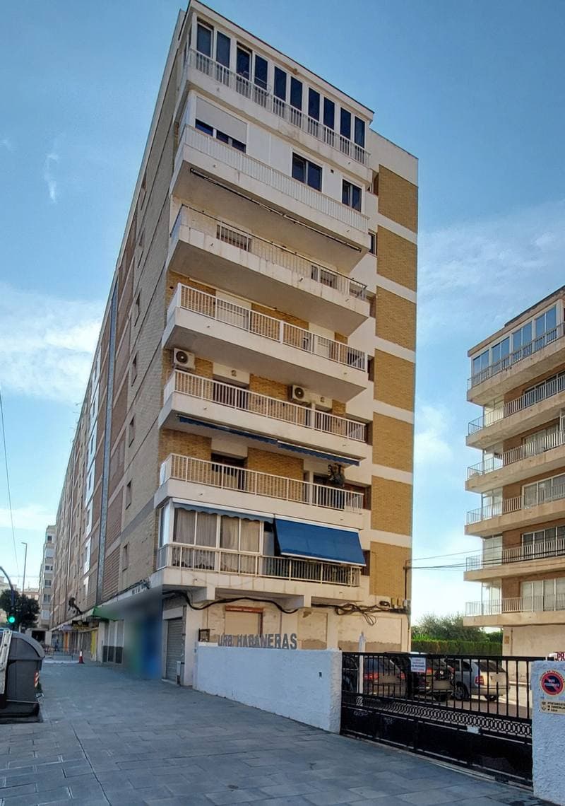 AV DR. GREGORIO MARAÑON 7, B2, 7, 26 03181 TORREVIEJA