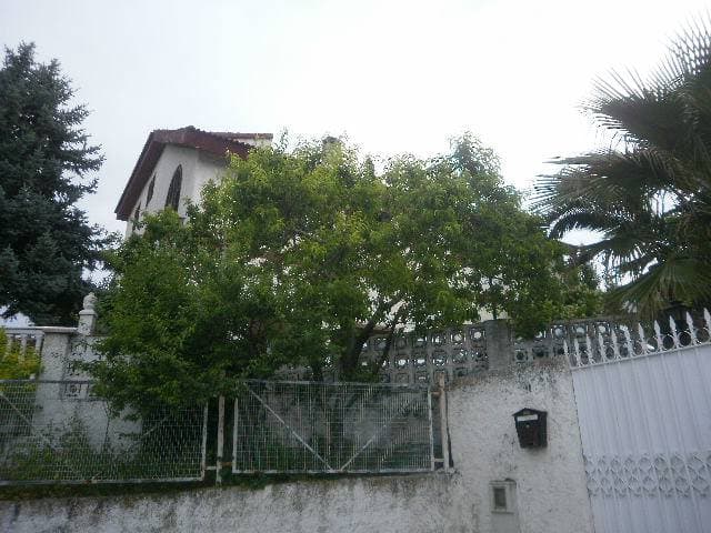 Vivienda unifamiliar en el pago de Fuente del PIojo , Av. de la Alfaguara nº 7 , termino de Alfacar . Con solar de superficie de 5 areas , 96 centiáreas y 50 dm2 con planta baja y alta de superficie en la baja de 120m2 y la alta de 70m2 - Imagen 1