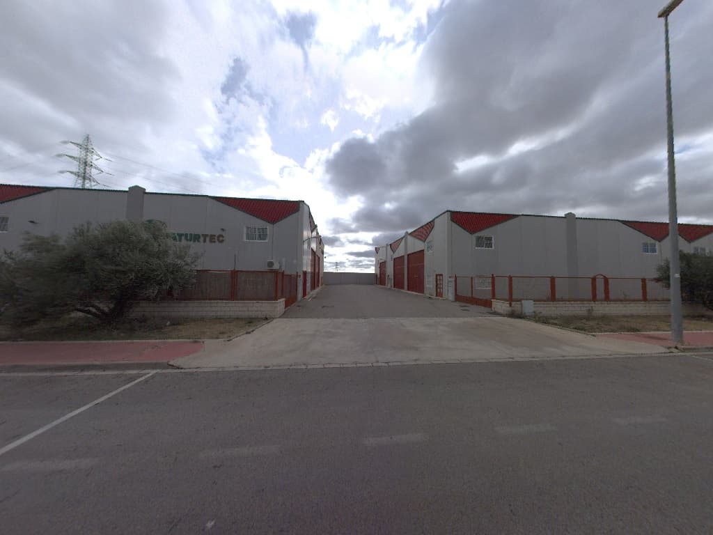 NAVE INDUSTRIAL, denominada E-4 en el Polígono Industrial Romica, parcela 199 E-2, calle 1. ALBACETE