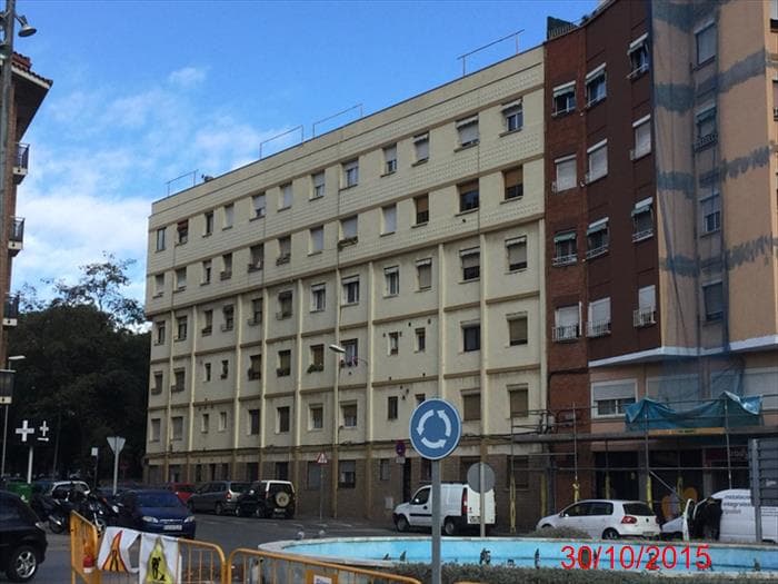 URBANA: VIVIENDA a la que en la comunidad se le asigna el número CUARENTA Y UNO, planta piso cuarto puerta cuarta, de la escalera número setenta y nueve del edificio sito en Ripollet, frente a la calle Montcada números setenta y nueve y setenta y sie - Imagen 1