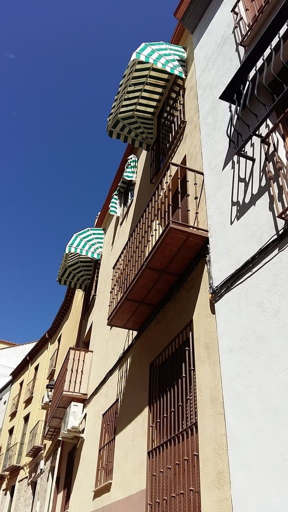 Casa sita en Jaén, C/ Campanas de Santiago núm 4 - Imagen 1