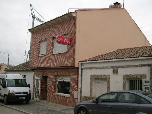 FINCA URBANA. SITUADA EN ARROYO DE LA ENCOMIENDA (VALLADOLID), CALLE DE SAN JUAN, N° 7, 1- 02, C.P. 47.195: NÚMERO DOS.- VIVIENDA SITUADA EN LA PLANTA ALTA, CON PORTAL DE ACCESO DESDE LA PLANTA BAJA Y ESCALERA DE SUBIDA, DE LA CASA EN ARROYO DE LA EN - Imagen 1