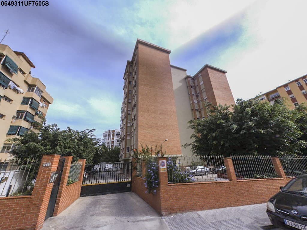 "FINCA NUMERO DIECISEIS. Piso tercero D del portal señalado como número uno del edificio denominado Espiga, del Conjunto Residencial Ciudad Puerta Blanca, sito al lugar conocido por Huerta del Haza, entre los kilómetros dos y tres de la Carretera de - Imagen 1