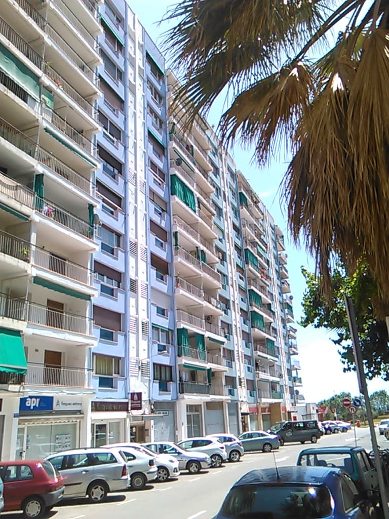 URBANA: CUADRAGÉSIMA-SÉPTIMA FINCA. La finca número cuarenta y siete o apartamento C izquierda del décimo piso de la casa número tres de la manzana primera de la zona de Valldenguli, de la ciudad de Calella, señalado con el número ciento veintiocho, - Imagen 1