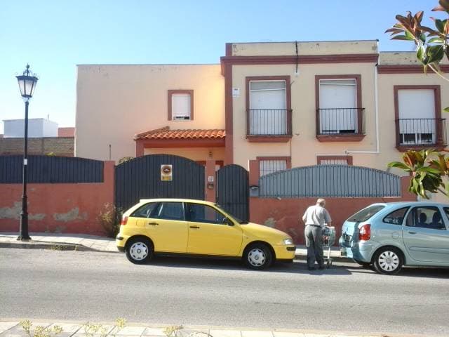VIVIENDA UNIFAMILIAR - FINCA REGISTRAL 3767 DEL REGISTRO DE LA PROPIEDAD Nº 3 DE SEVILLA - Imagen 1