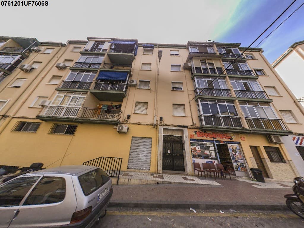 Vivienda. - “URBANA: FINCA NUMERO VEINTITRES. - VIVIENDA TIPO OCHO, en planta segunda del edificio o bloque número dos, en solar procedente del predio rústico llamado Lagar de Suárez o del Tejarejo, partido de Santa Catalina, de esta ciudad de Málaga - Imagen 1