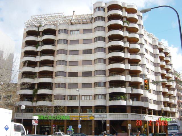 50% PLENO DOMINIO DE VIVIENDA Y GARAJE - CALLE ARAGÓN, Nº 30 Y Nº 26 - PALMA- BALEARES - Imagen 1