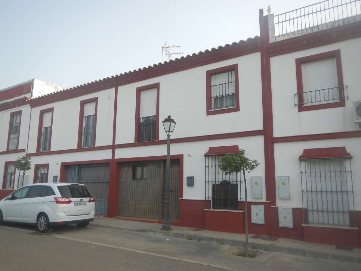FINCA REGISTRAL nº 6.973: vivienda sita en C/ María Zambrano 36, 1 ¿ 41.860 (Gerena), inscrita en el Registro de la Propiedad número 2 de Sevilla, al tomo 1519, libro 145 de Gerena, folio 113. - Imagen 1