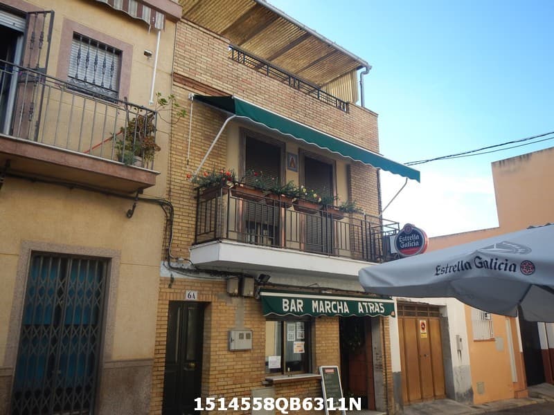 "URBANA:. UNO. Local comercial en planta baja de la casa en Coria del Río,en la calle Turía, número seis de gobierno. Tiene una superficie construida de sesenta y cinco metros cuadrados. Linda, por la derecha entrando, casa cuatro de calle Turía de A - Imagen 1