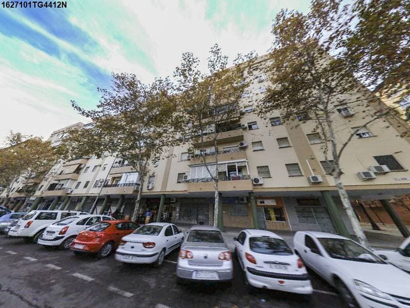 Local comercial L 24 sito en C/ FLOR DE PAPEL Nº 7, PORTAL 2. Planta baja de Sevilla