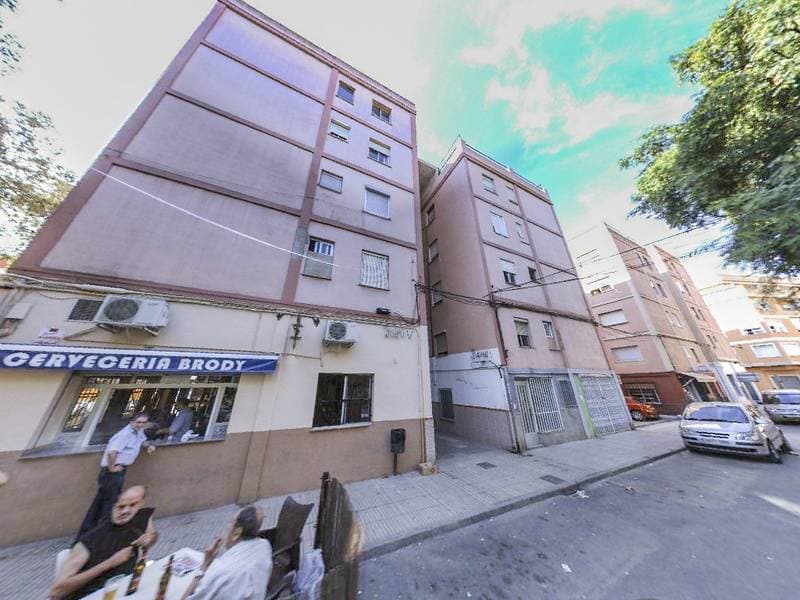 FINCA REGISTRAL Nº 24.535, Tomo 2595, Libro 1079, Folio 83. Urbana treinta y uno, vivienda en calle Francisco Bono , Bloque 1, Tipo T, en tercer piso alto, ocupa una superficie útil de sesenta y nueve metros, veintiocho decímetros cuadrados. - Imagen 1