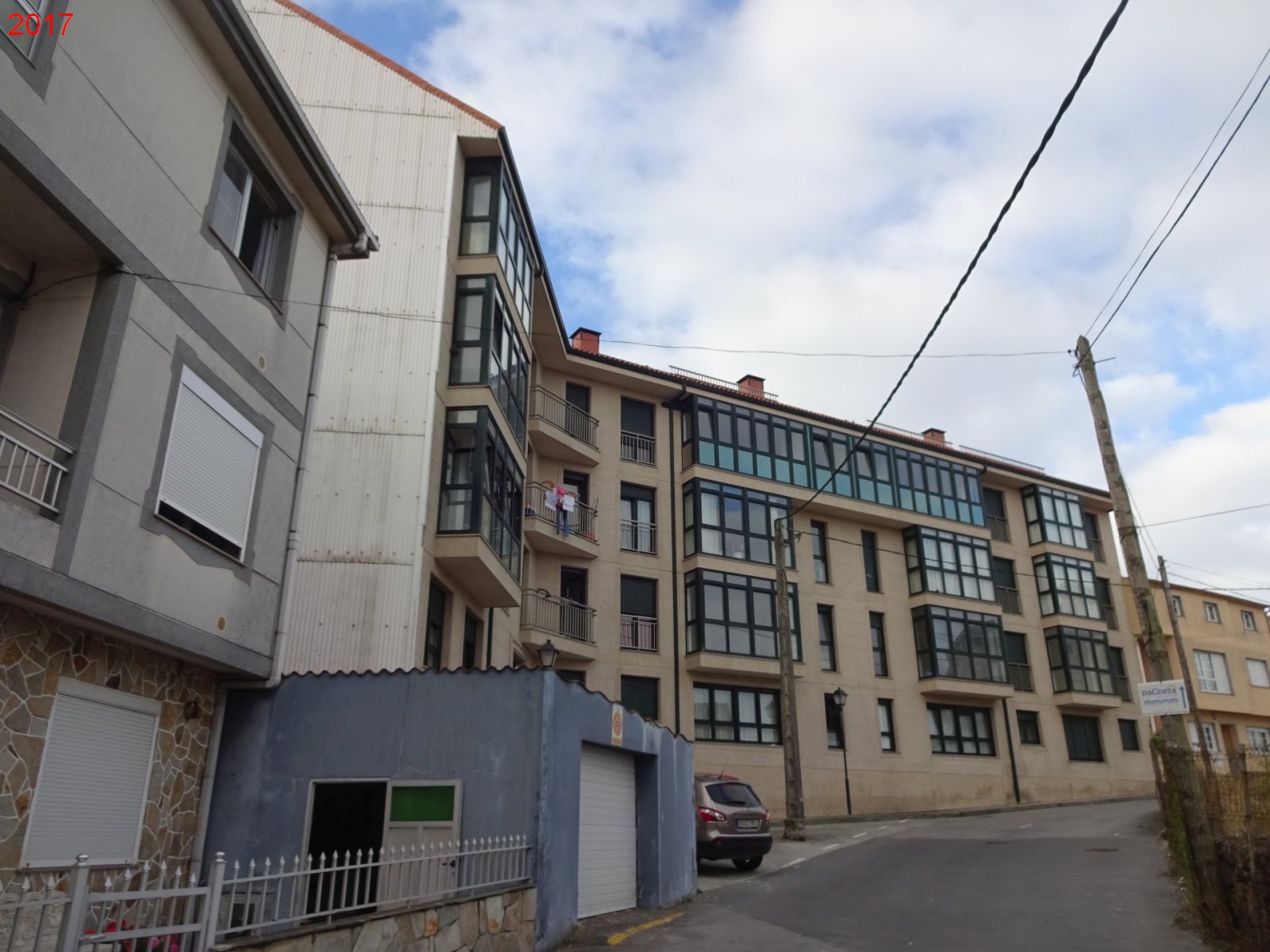 Vivienda 3-C, situada en la planta tercera, de un edificio sito en la Rúa Saúde, de la Villa de Muxía, A Coruña. - Imagen 1