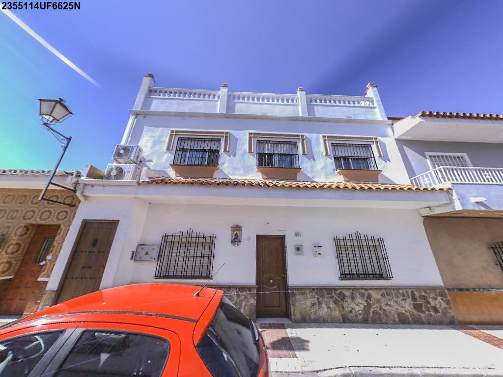 DESCRIPCION: URBANA: FINCA NUMERO UNO. VIVIENDA TIPO DUPLEX, de planta baja y primera, del Edificio situado sobre solar procedente de la Hacienda de Campo nombrada de Segovia, al Patido de Segovia, al partido Segundo de la Vega o Campanillas, tramo d - Imagen 1