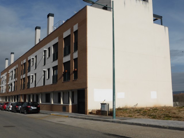 URBANA: FINCA número DIECISÉIS, del edificio construido y constituido en régimen de Propiedad Horizontal, denominado "Residencial Los Enebros" sobre la parcela B3b. en el SECTOR SO.od.56 y SP.PP.52, del Plan General de Ordenación Urbana, en término m - Imagen 1