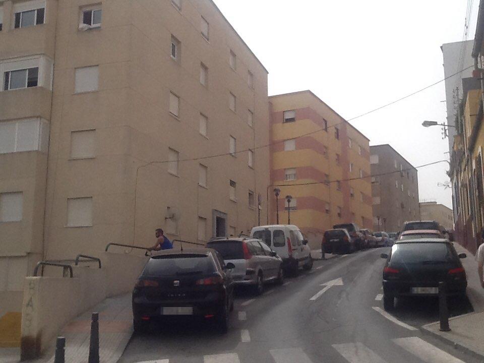Existencia de lotes: LOTE UNICO. Título de la subasta: SUBASTA JUDICIAL ELECTRONICA. Descripción: URBANA.- DEPARTAMENTO NÚMERO VEINTE.- Vivienda sita en la planta quinta, puerta letra B, del portal número cinco del Bloque III, del edificio radicado e - Imagen 1