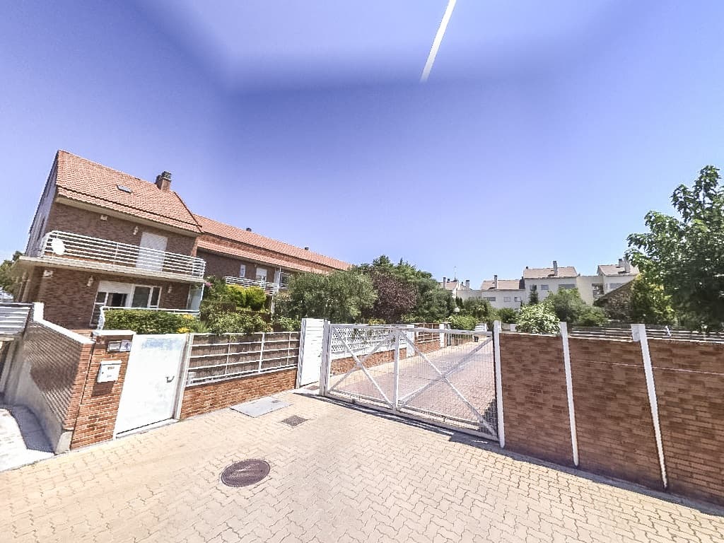 VIVIENDA UNIFAMILIAR SITA EN LA CALLE BELLAS ARTES, Nº 4, 32-C, DE ZARAGOZA (50012)