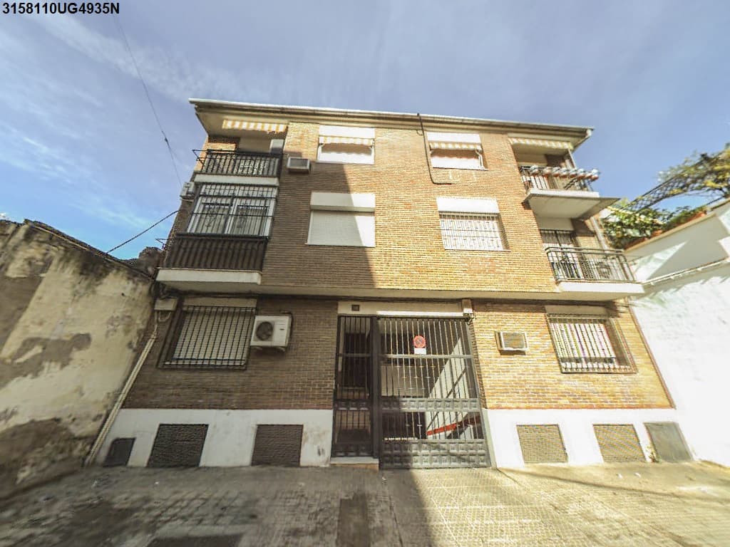 URBANA. - Número seis. Piso vivienda número 1, en planta segunda de la casa número dieciocho en la calle Goya, de esta Capital. Ocupa una superficie de ciento doce metros noventa y cuatro decímetros cuadrados. Linda entrando en él; derecha, calle Goy - Imagen 1