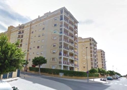 100,00% de Propiedad plena de URBANA: LOCAL SÓTANO ALFA-CINCUENTA Y OCHO.- Una cuota indivisa de DOS CUATROCIENTAS VEINTIUNA AVAS PARTES del local destinado a garajes y trasteros situado, en parte en el subsuelo del Bloque III del COMPLEJO INMOBILIAR - Imagen 1