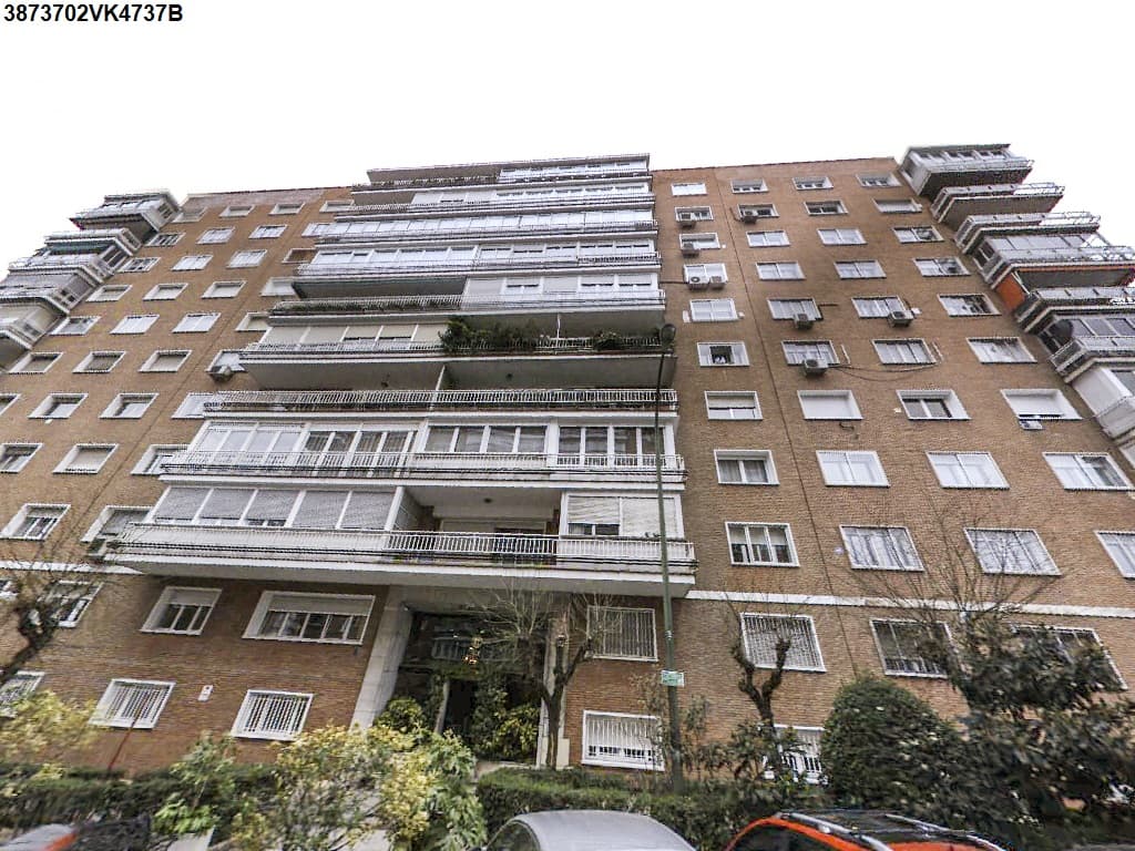 Descripción: Avenida de América, 62, esc 1, 9º D. Madrid 28028 Inscripción: Finca nº. 43.966 del Registro de la Propiedad de Madrid nº2, inscripción 5ª de hipoteca, según Escritura de 12.9.2008 ante el Notario Don Eduardo María García Serrano. Refere - Imagen 1