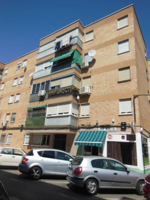 URBANA. VIVIENDA LETRA A, en PLANTA TERCERA, de la casa señalada con el NUMERO DOS, de la CALLE CAFARNAUN, antes RIO JORDÁN, sin número, conocido también por bloque 78, en el Parque In-lasa de Parla.Se halla inscrita en el registro de la Propiedad nú - Imagen 1