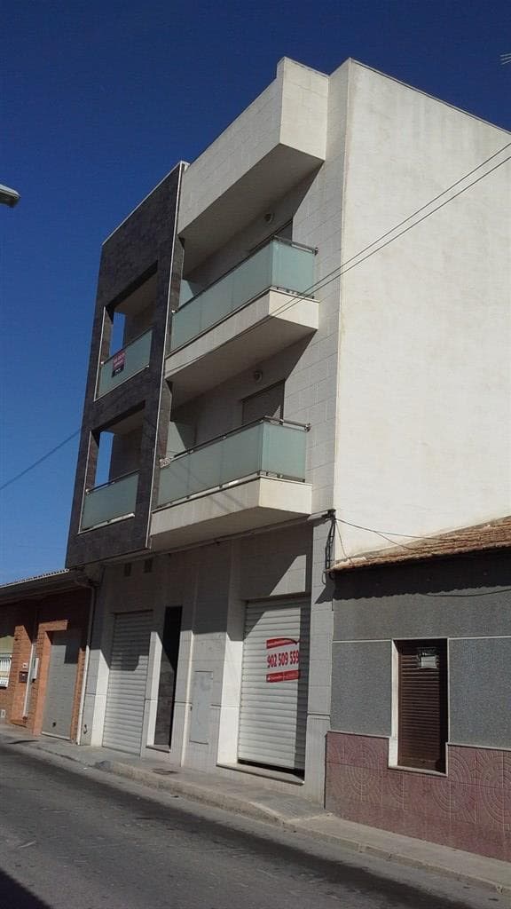100,00% de Propiedad plena de URBANA. - SIETE. - Trastero en planta sótano de edificio en calle Barrionuevo, número noventa y dos del pueblo de Bigastro, señalado con el número dos. Tiene forma rectangular y mide tres metros diez centímetros de largo - Imagen 1