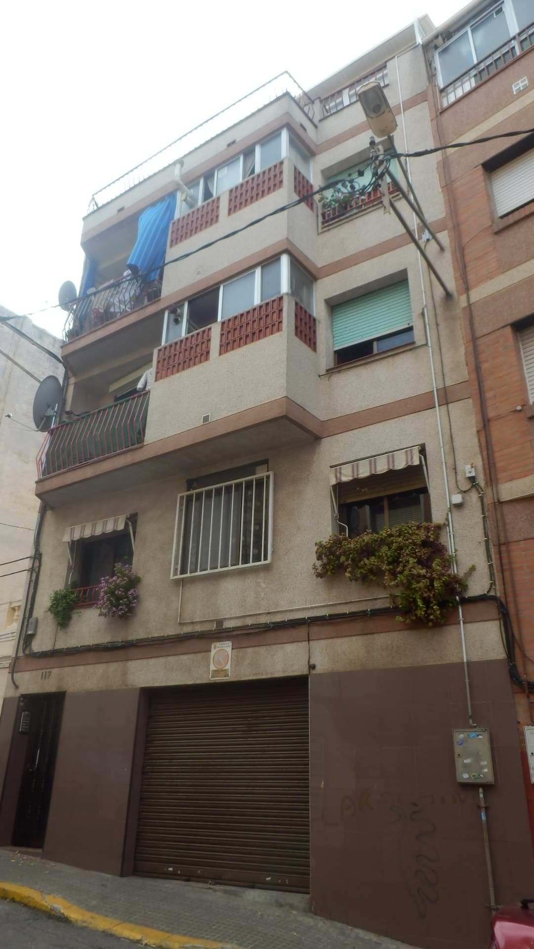 Finca urbana en Calle Monturiol 117, 2º, 1º de Santa Coloma de Gramenet