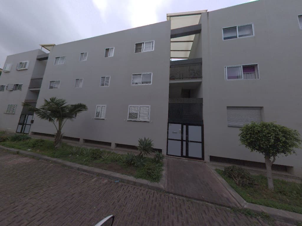 URBANA.- NÚMERO VEINTISIETE.- PISO-VIVIENDA con entrada principal por el portal diecisiete situada en la planta segunda del Edificio construido sobre la parcela número cuatro de la Unidad de Actuación número veintinueve del Plan General de Ordenación - Imagen 1