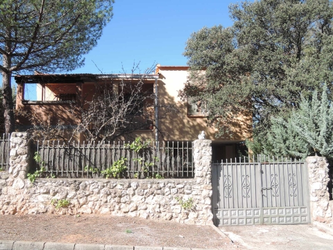Vivienda Unifamiliar en Calle Jupiter en Pareja (Guadalajara) - Imagen 1