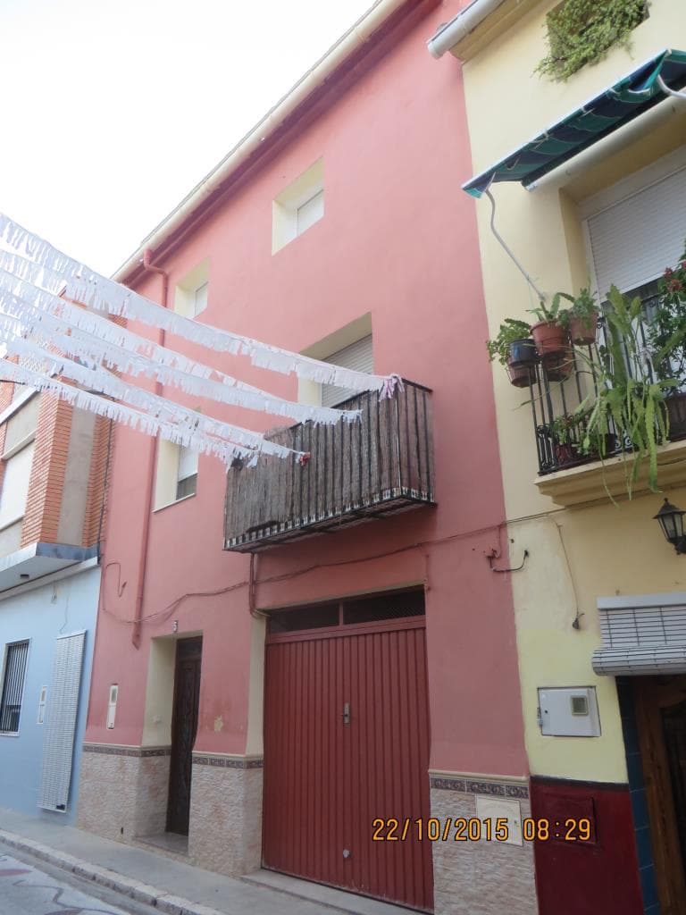 VIVIENDA SITA EN SENYERA CALLE SALVADOR AGUADO Nº 5