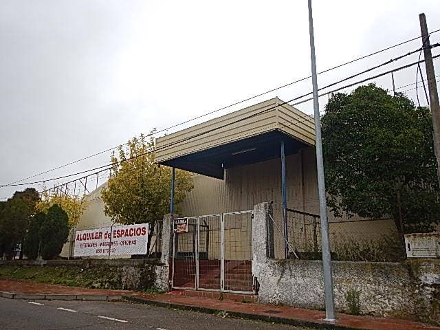 URBANA.- NAVE INDUSTRIAL, situada en la parcela compuesta por los números 11, 12, 13, 16,17 y 18, que están dentro del llamado Polígono Industrial de la Dehesa, denominada Dehesilla, de Trujillo. Superficie construida 1718 m2. Referencia catastral: 5 - Imagen 1