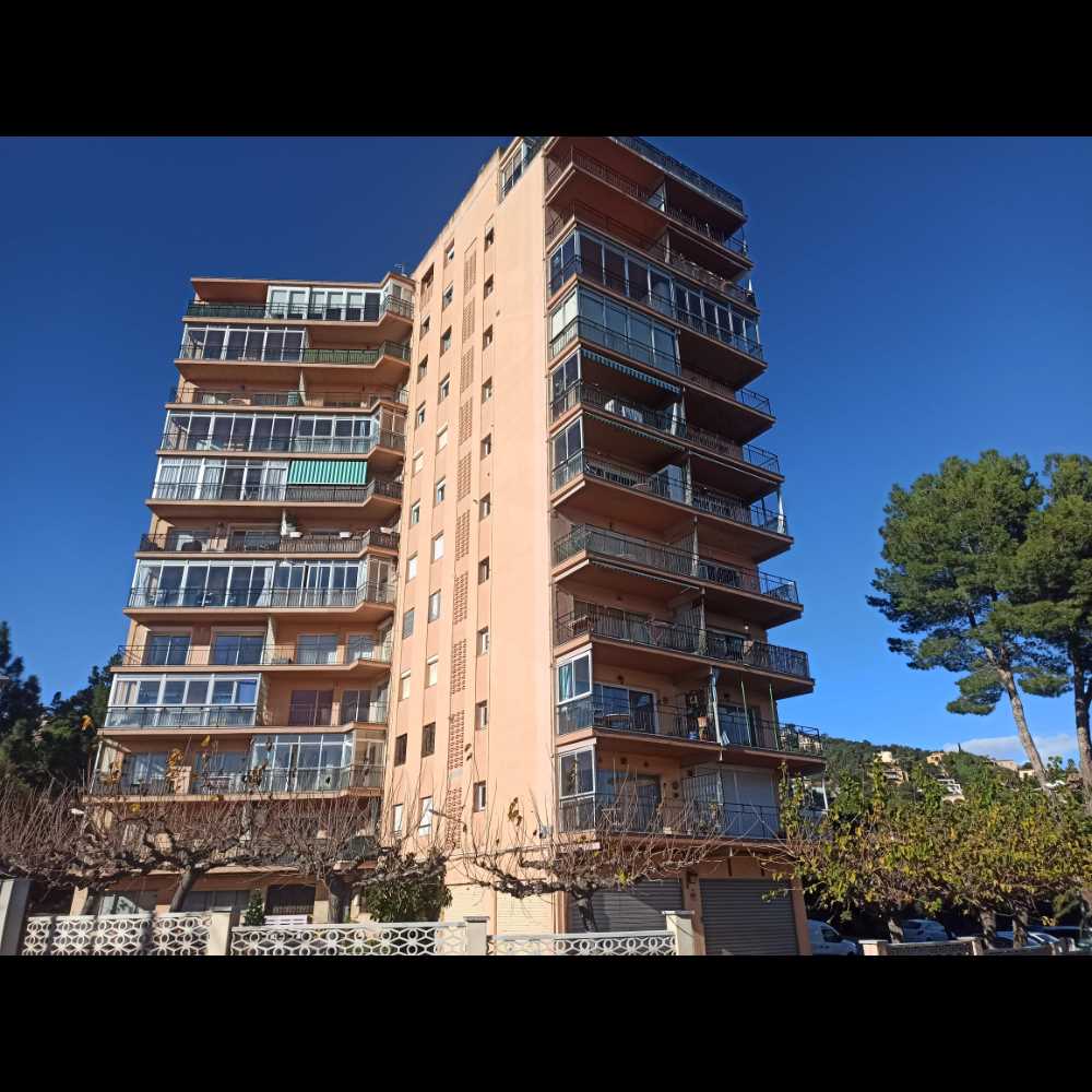 Apartamento número treinta, puerte tercera de la planta quinta del edificio sito en la Manzana "D" en la parcelación aprobada de la finca Mas Ambrós, hoy Avinguda Mas Ambrós,número 21, en término de Calonge. Forma parte del edificio Estrella. - Imagen 1
