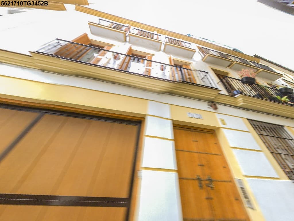 DESCRIPCIÓN FINCA: "LOTE Nº 1: FINCA REGISTRAL Nº 5.849 del Registro de la Propiedad nº 17 de Sevilla. URBANA: NUMERO DOS.- Plaza de aparcamiento señalada con el número dos, en planta de sótano, del edificio en la calle Cano y Cueto, números veintiun - Imagen 1
