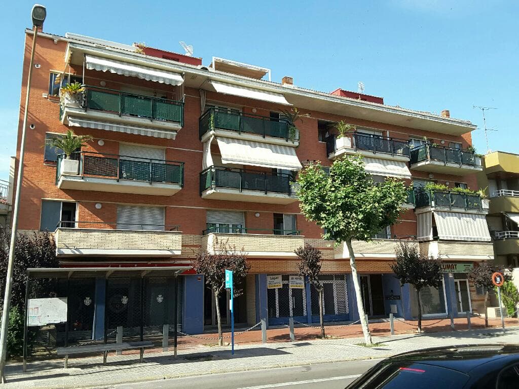 AV CARESMAR 41 BJ 1 - Imagen 1