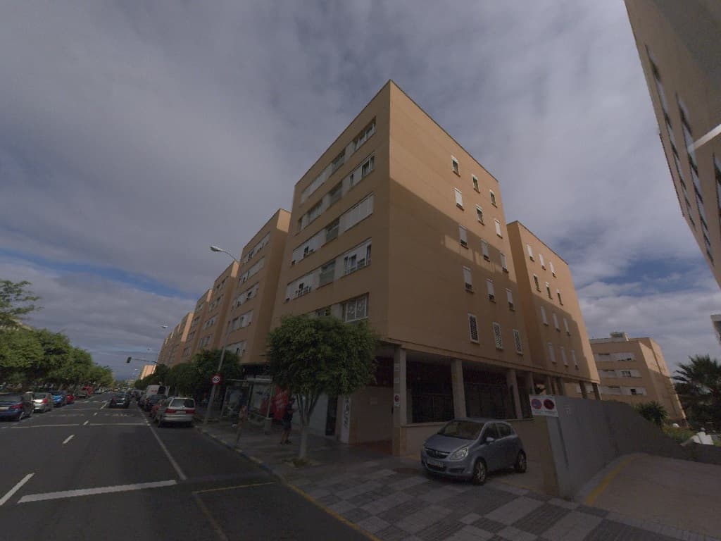 URBANA: VEINTITRES.-Vivienda señalada con la letra ¿A¿en la segunda planta alta del Cuerpo de Construcción portal dos, del edificio señalado como número treinta y dos, sin concreta numeración en el llamado Vial A del Plan Parcial del Sector Dieciocho - Imagen 1