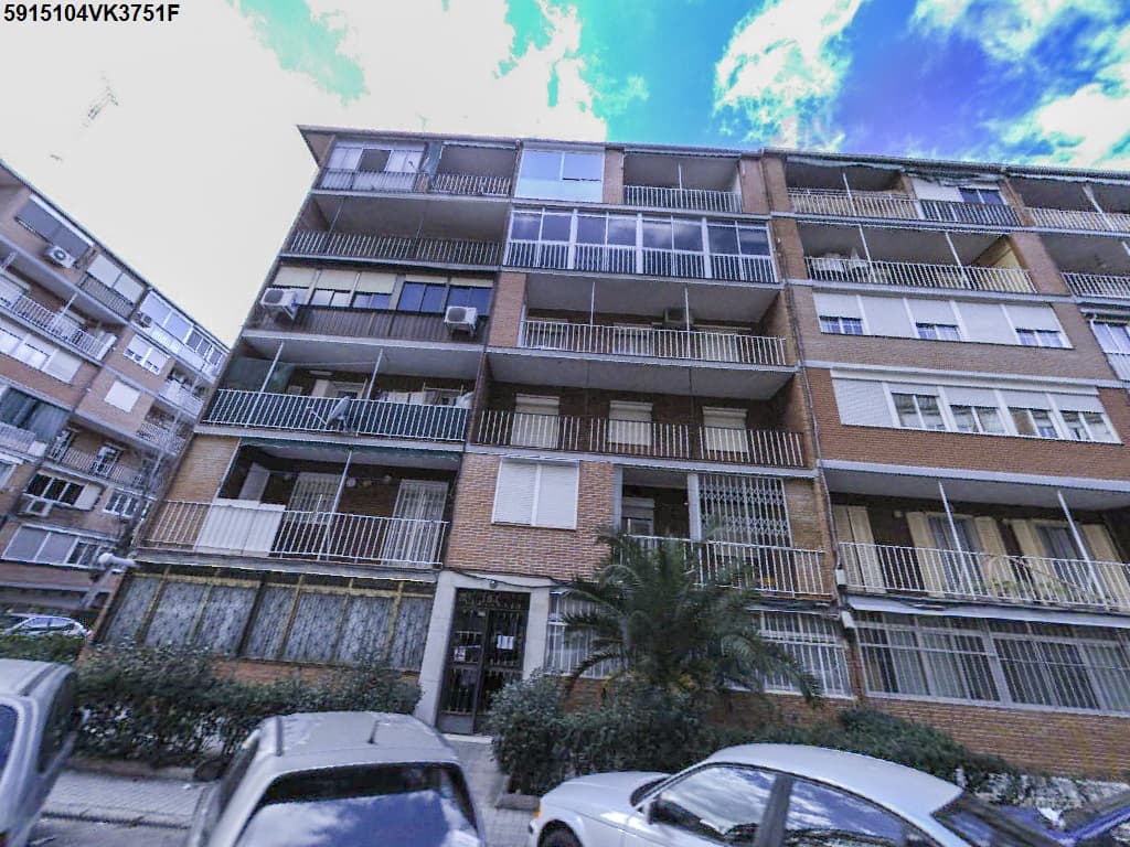 DESCRIPCIÓN: CALLE CAMARENA, 184 PL. 5ª PTA. 1ª 28047 MADRID. INSCRIPCIÓN: REGISTRO DE LA PROPIEDAD DE MADRID Nº 9, FINCA REGISTRAL Nº 43.562. INSCRIPCIÓN 6ª DE HIPOTECA, CEDIDA POR LA 10ª A FAVOR DE ZIMA FINANCE, DAC. CRU. 28096000535396