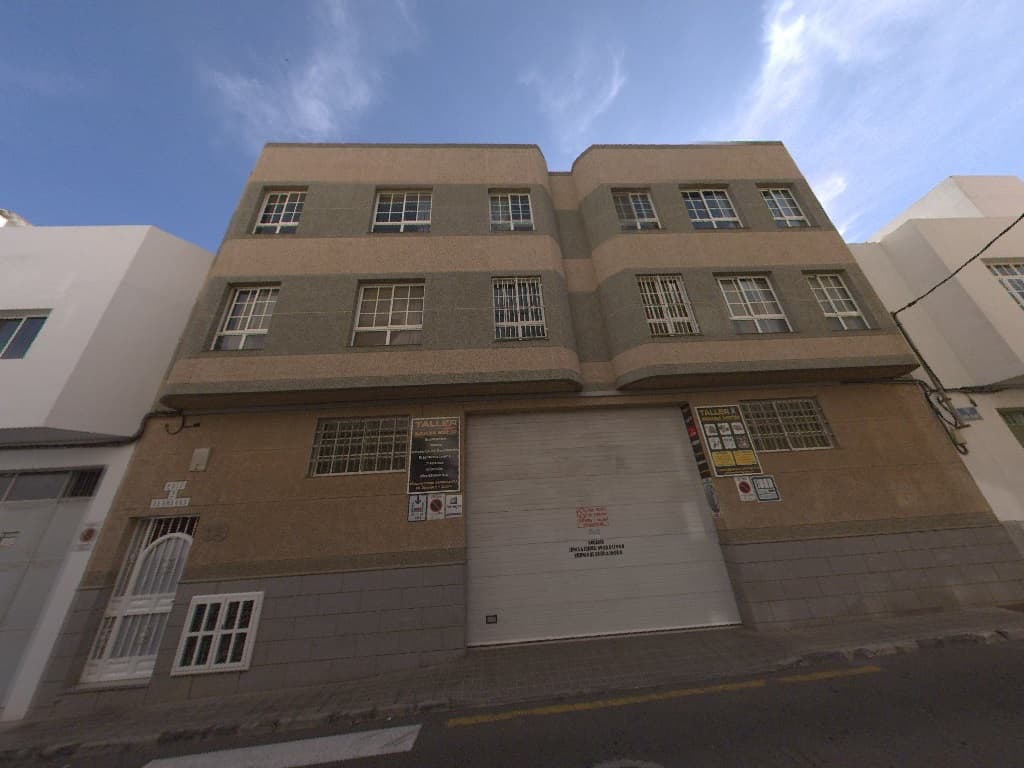 VIVIENDA del tipo A, situada a la derecha en planta primera del edificio sito en calle Jaime Balmes nº 19 en Vecindario, término municipal de Santa Lucia. Tiene como anejo el cuarto lavadero 1-A , en la azotea o cubierta del edificio - Imagen 1