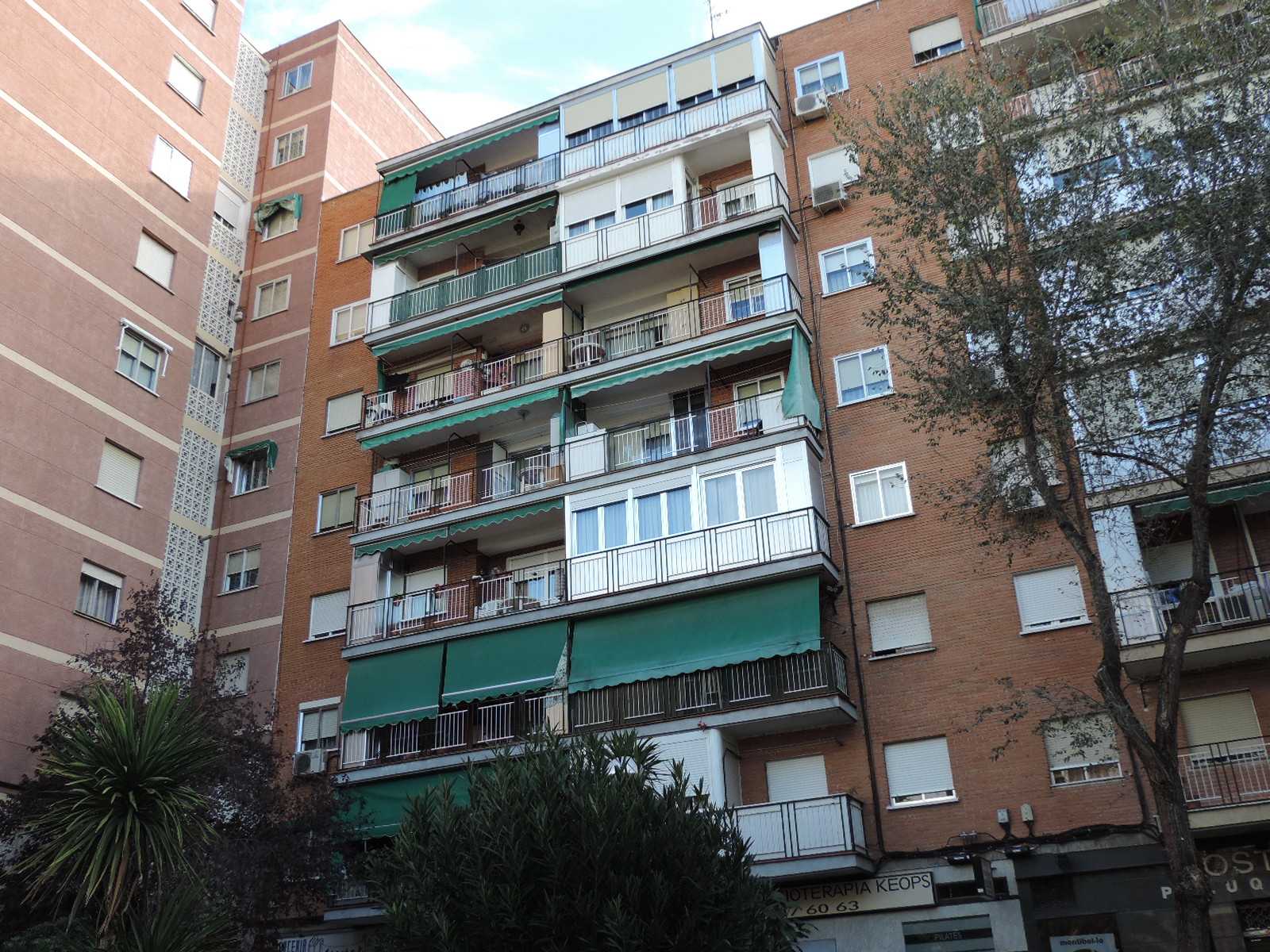 Finca registral nº 25010. Urbana. Vivienda sita en C/ Ávila, nº 16 - 2º A. 28937 Móstoles (Madrid). Inscrita en el Registro de la Propiedad de Móstoles nº 2. Inscripción 2ª novada y modificada por la 4ª. CRU: 28122000361205