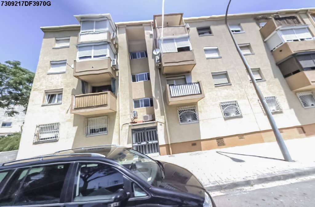 URBANA. FINCA NÚMERO DOS. VIVIENDA de Protección Oficial del Grupo denominado Pomar de Badalona, bloque C-dos, casa número novena, PLANTA PRIMERA, PUERTA SEGUNDA, hoy Avenida Primer de Maig, catorce. Tiene una superfície construïda, incluida la parte - Imagen 1