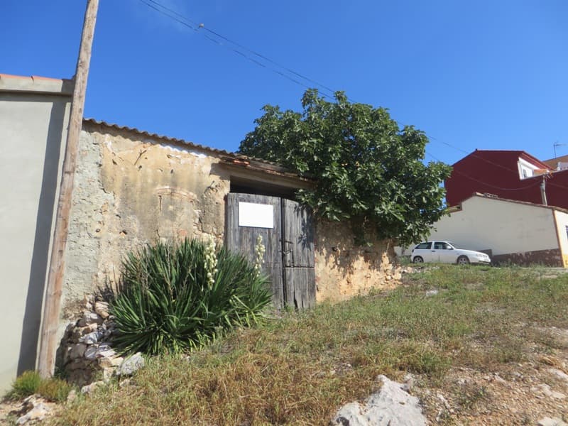 FR 21174_FINCA RESULTANTE NÚMERO 28. URBANA.- Parcela 28, porción de terreno edificable situada en la calle Mistral, al término municipal del Perelló, de forma sensiblemente rectangular, con una superficie de CIENTO CINCUENTA Y OCHO METROS CUARENTA Y - Imagen 1