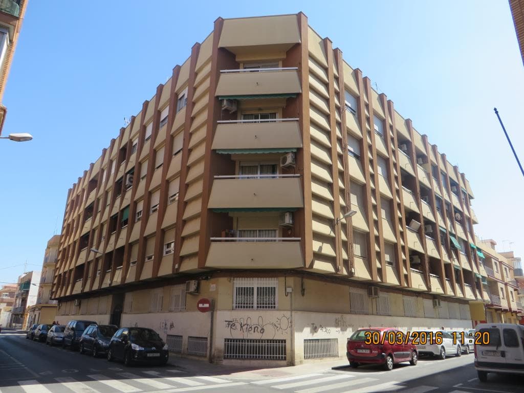 URBANA nº CUATRO, VIVIENDA, sita en la Calle Albocásser, nº 27-3ª, tipo B, inscrita en el Registro de la Propiedad de TORRENT - Imagen 1