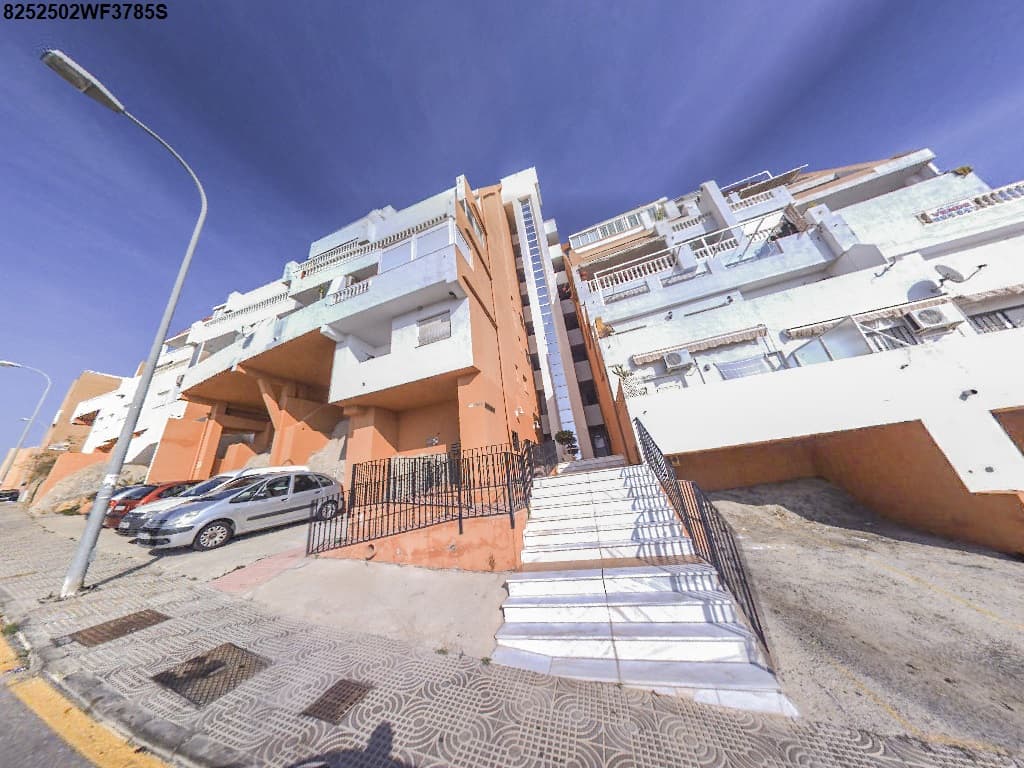 Calle Catania, 100, esc. 3, 2º-A - 04720 - Urbanización de Aguadulce (Roquetas de Mar) DESCRIPCION: URBANA. CUATRO VIVIENDA tipo 2D letra A, sita en la planta segunda alta del edificio denominado Bloque 3, sobre el Modulo C, integrante de un complejo - Imagen 1