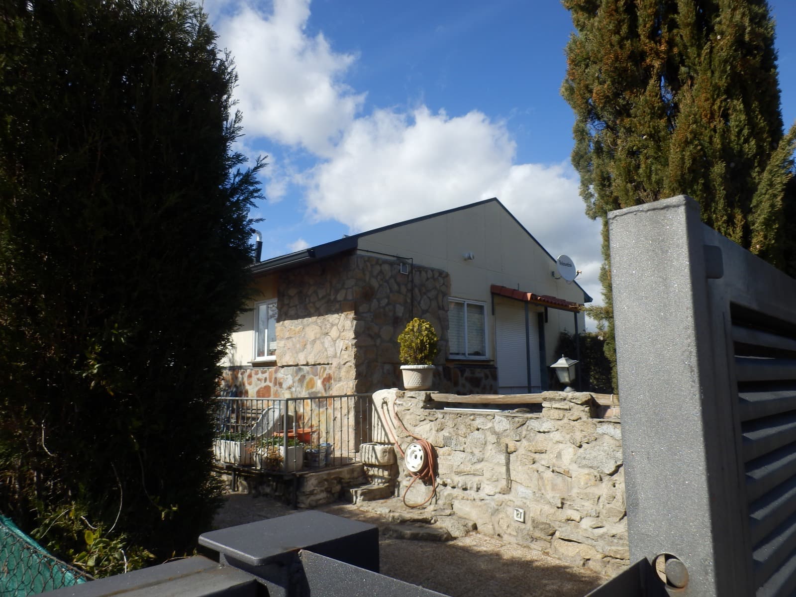 VIVIENDA UNIFAMILIAR EN OTERO DE HERREROS - Imagen 1