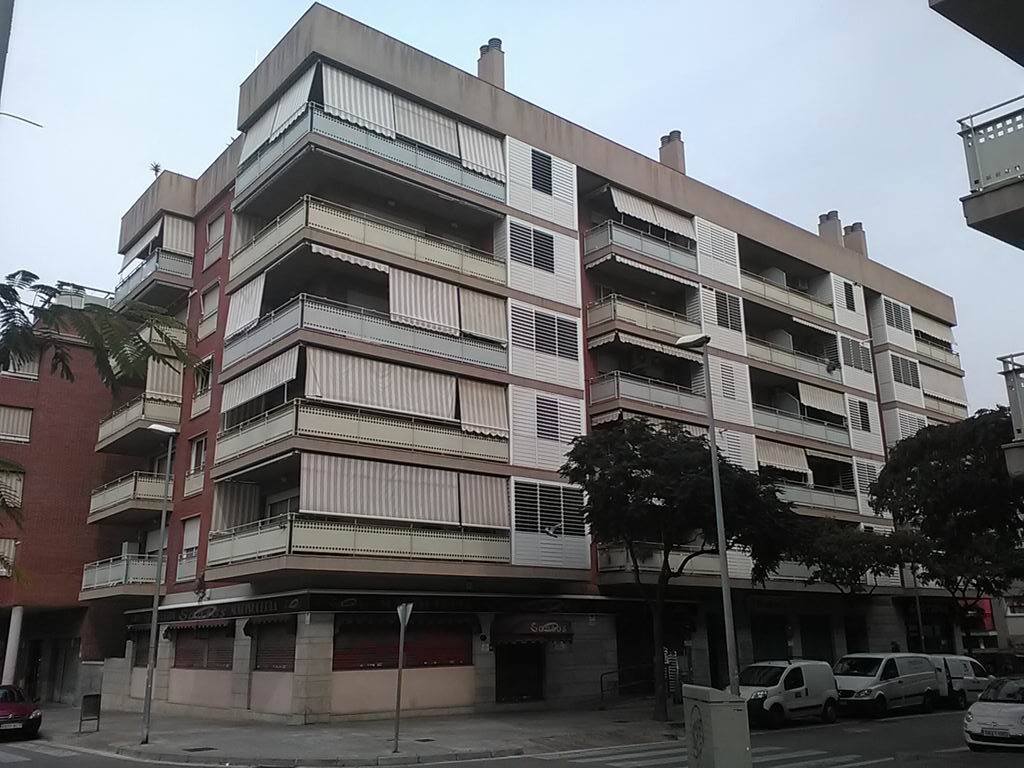 Finca registral nº 40.487 de Sant Boi de Llobregat, inscrita en el Registro de la Propiedad de Sant Boi de Llobregat. Tomo 1.985, libro 1317 y folio 142. - Imagen 1