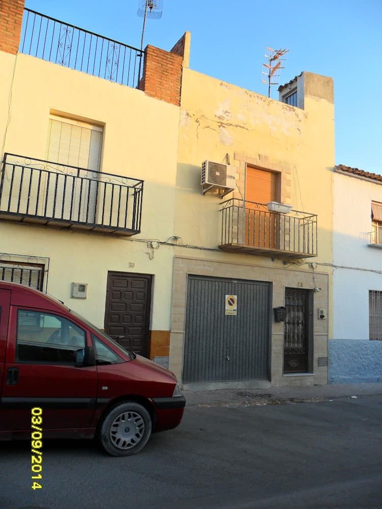 Finca inscrita al folio 220, Tomo 1.551 del archivo, Libro 252 del Ayuntamiento de Jódar, finca registral 19.975, código registral único 23012000422424, que según su inscripción 2ª, en relación con la 6 - Imagen 1